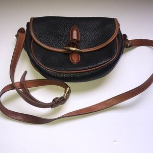 Vintage Dooney and Bourke Crossbody small purse